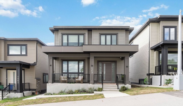 Cute, Clean, Modern Suite in a House - Great Area!