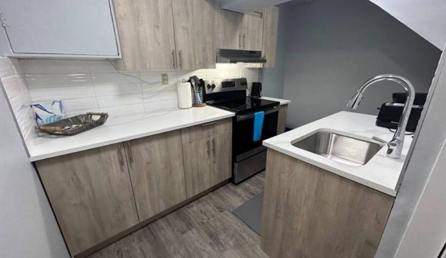 Cute Highland Park Entire Unit A