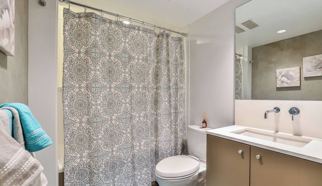 D35 - 1 Bedroom Downtown Vancouver