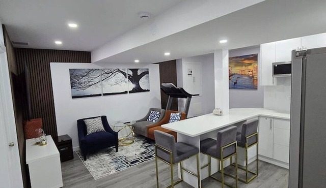 Davigo Deluxe. Luxuriously furnished with guaranteed guests' privacy & comfort.