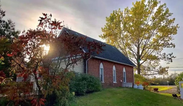 Delightful 2bdrm Church w/Incredible Water View!