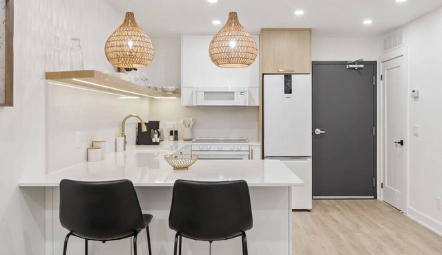Design Condo in Downtown Collingwood - 146 Hurontario Unit 2