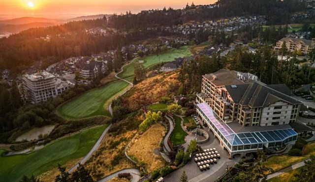Desirable 14th floor 2-bedroom condo on Bear Mountain. Pool/Fitness/Concierge