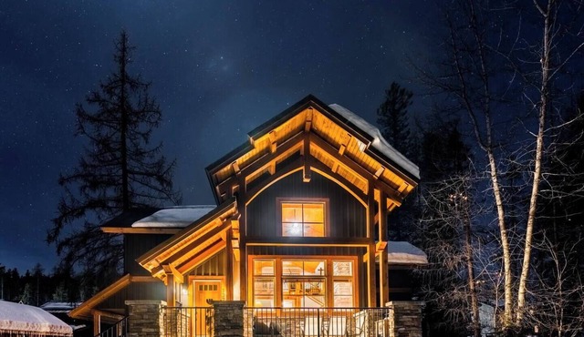 Discover mountain serenity at its finest in our stunning home, complete with a soothing hot tub.