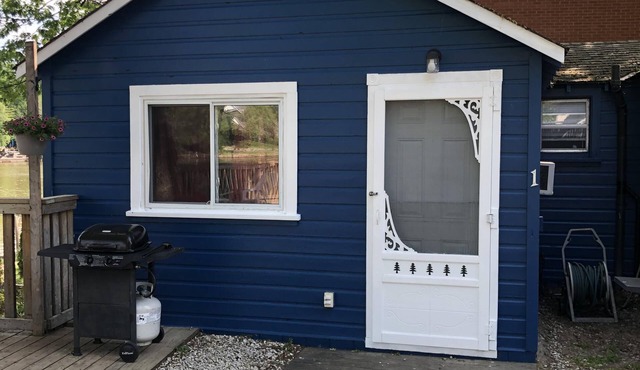 Dock Life Cottage 1 - Riverside, 2 Bedroom, Wasaga