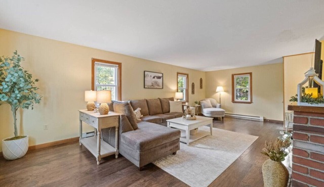 Dog-Friendly Retreat | Fire Pit | Lakes Region