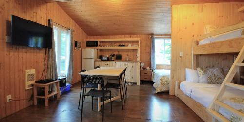 Domaine Annie Sur Mer in Metis Beach