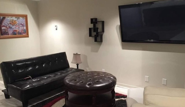 Downtown 1 bedroom condo in Kelowna