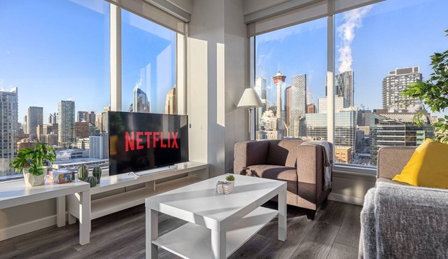 Downtown Condo with Calgary Tower Views