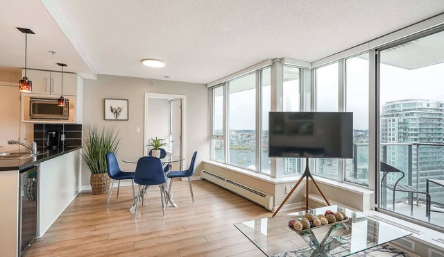 Downtown Condo with Gorgeous Water Views with Parking