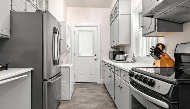 Downtown Victorian townhouse
