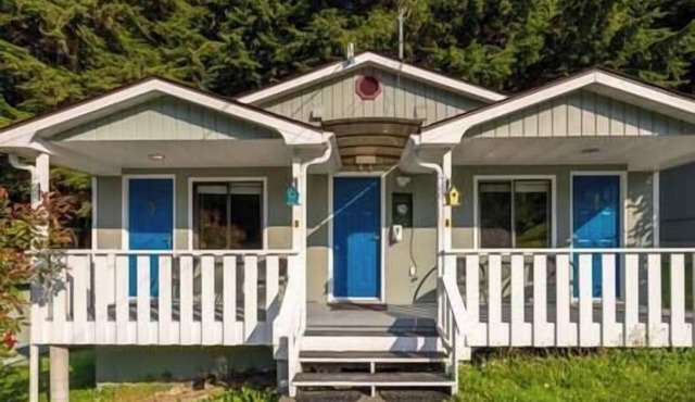 (E) Sterling Standard Cabin (non pet friendly)