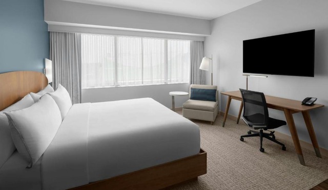 Element by Marriott Calgary Downtown