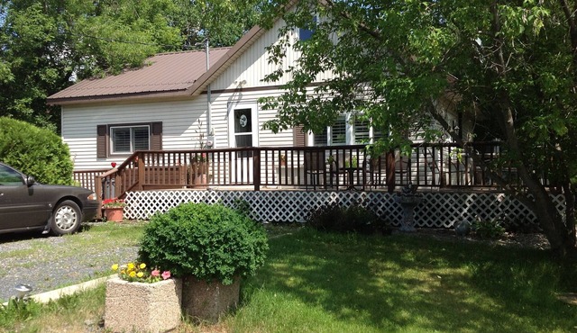 Elm Bay Cabin Rentals - Cottage #2 in Dryden
