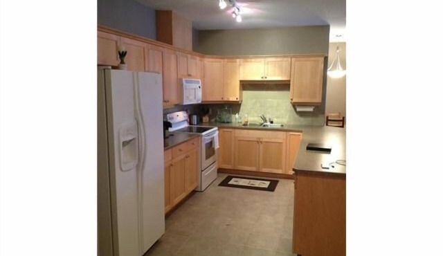 Emerald Beach Villas Wood Lake 2 bedroom Lakefront Condo
