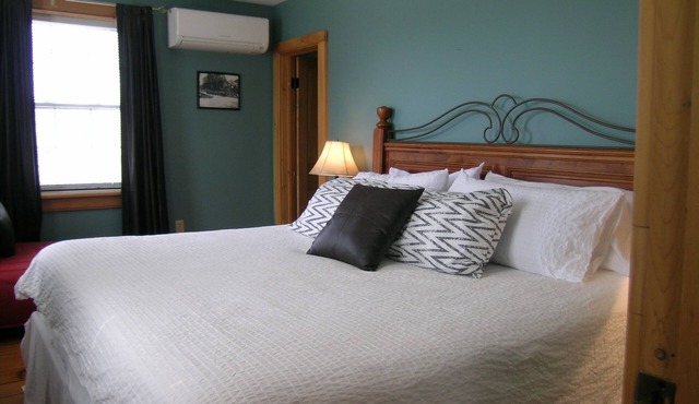 Emilyville Inn