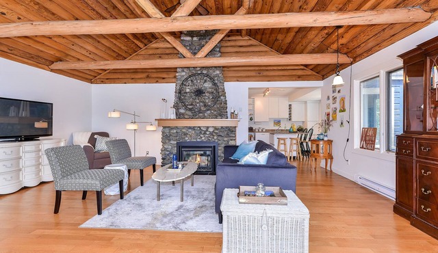 Enchanting lakeside home with private dock. Peaceful hideaway right in Victoria.