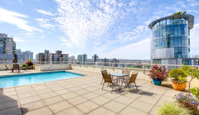 English Bay Views - Davie Village 1 Br 1 Ba