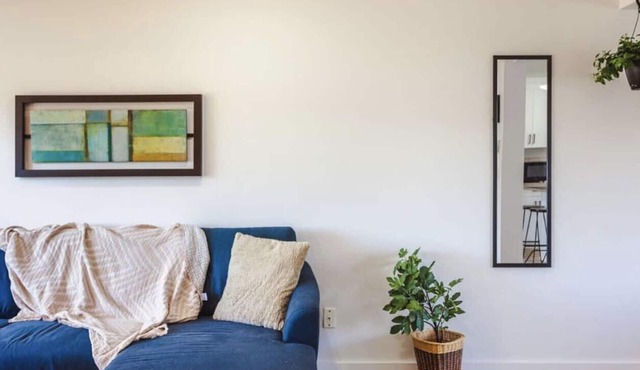 Enjoy a Stylish Experience at This Centrally Located Place