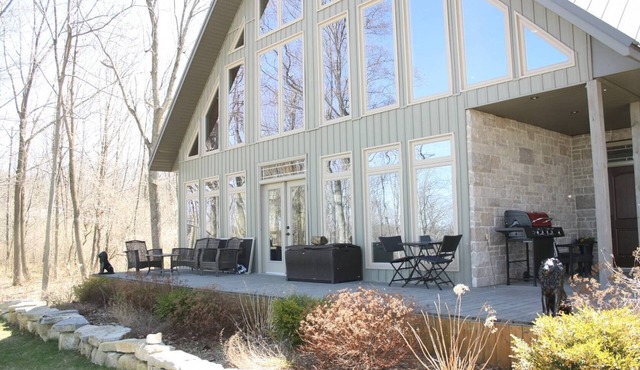 Entire chalet in Gananoque, Canada