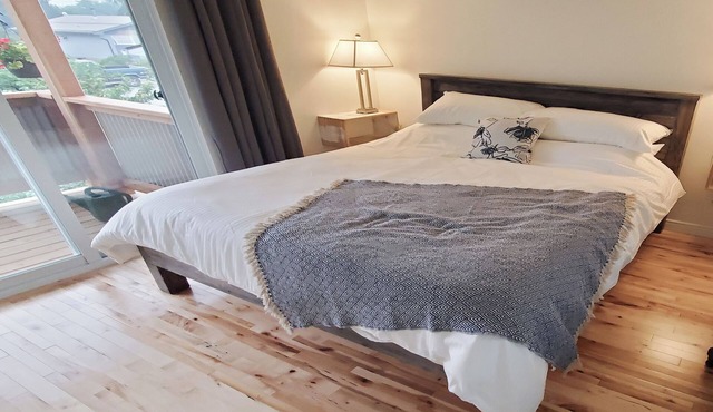 Entire Guest House in Central location