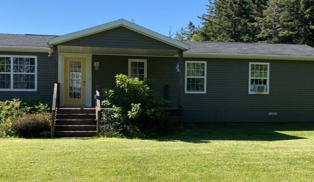 Ernie’s paradise where peacefulness is our priority in Souris
