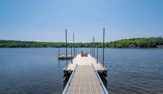 Escarpment Edge Retreat | LAKEFRONT | Boat Slip | Hot Tub