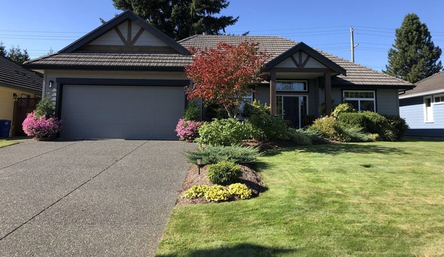 Executive rancher in Crown Isle available for seasonal rental