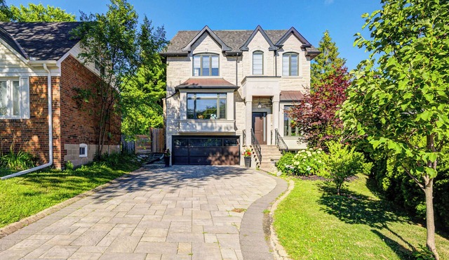 Exquisite Multi-Level 4-Bedroom Designer Home
