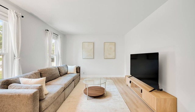 Extended Stays: 4B2B, Fenced Yard, Dogs OK, Fast WiFi in Midlothian
