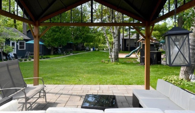 Family friendly cottage 2 min from the beach