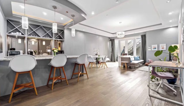 Family Guest Suite in Marpole