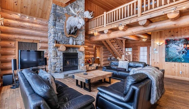 Fiddler Lake Resort - Moose 93