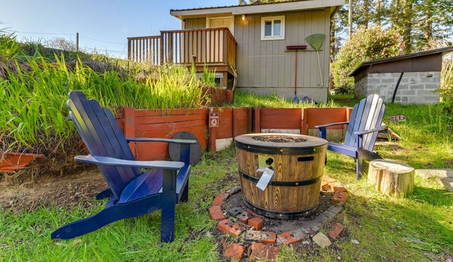 Fish On-Site & Explore Coos Bay! Creekfront Cabin in Coos Bay