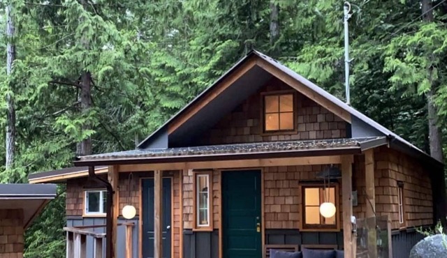 FOREST ESCAPE - PENDER HARBOUR