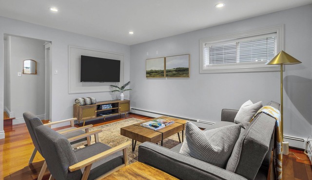 Forest House 1 Bdrm QV Lake View Parking