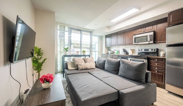 Fort York Suites Toronto