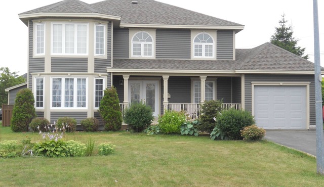 Four Bedroom Executive Home in the Historic St. John's Area!