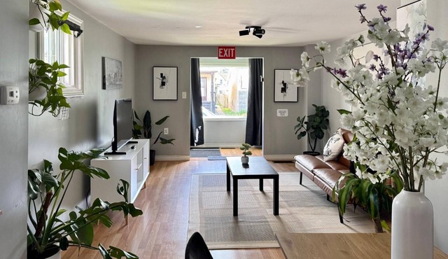 Full private house|hospital|college|university|prime location|vacation stay in Thunder Bay
