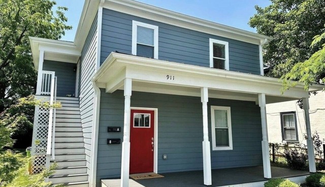 Fully updated home next to the Dairy Market plaza! in Charlottesville