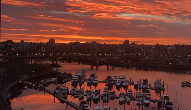 Furnished Yaletown Vancouver 2 Bedroom/2 Bath Waterfront Condo