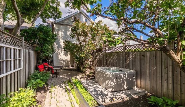 GLOBALSTAY. Cozy 5 Bedroom house in Toronto Downtown in Toronto/Canada