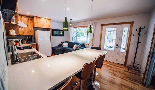 Grizzly Paw B&B Where comfort meets nature.