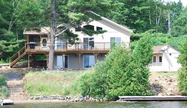 Gunter Retreat - Four Bedroom Cottage, Sleeps 10 in Gilmour