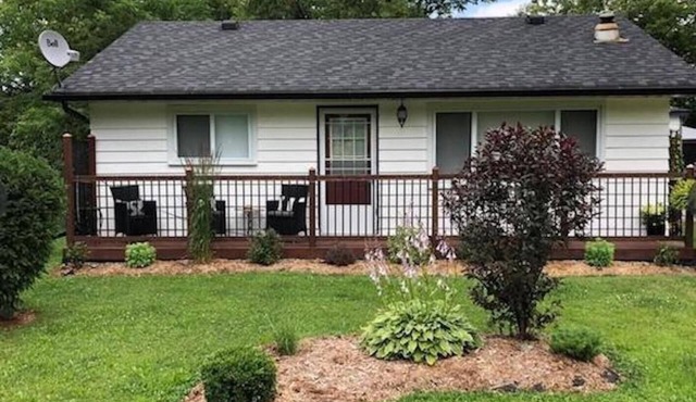 Halliburton Highlands Getaway in Kinmount