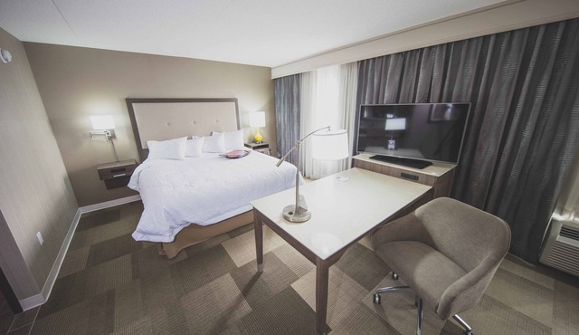 Hampton Inn & Suites by Hilton Bolton