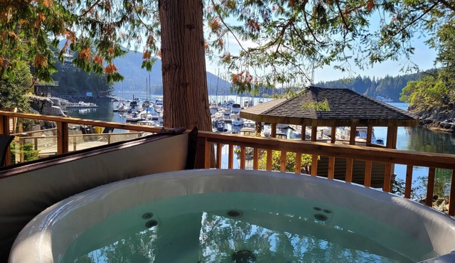 Harbour Hideaway - Steps from the Ocean with a Private Hot Tub