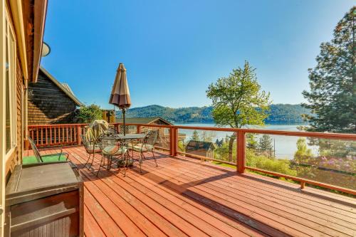 Harrison Home w/Grill & Lake Views: Walk to Town! in Harrison