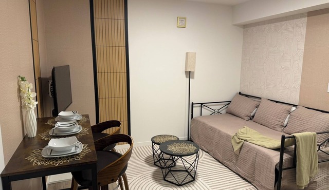 Haverim’s Cozy and Neat Basement in Keswick