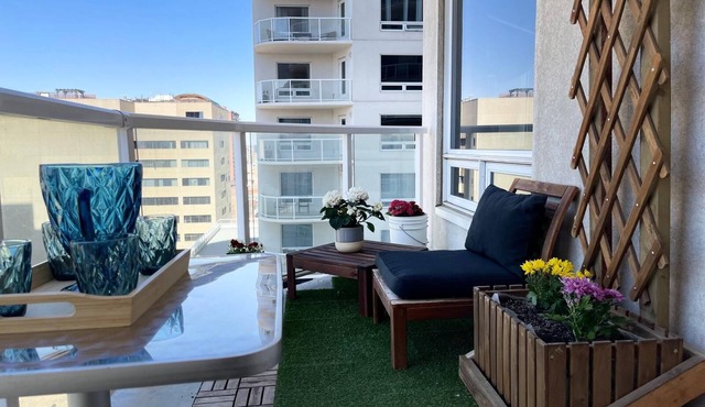 Heart of Downtown Edmonton, walking distance to Rogers Place/LRT station